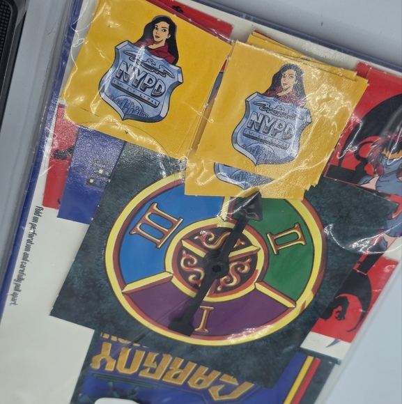 Vintage 1994 Disney Gargoyles The Movie: The Heroes Awaken VHS + Board Game - Picture 7 of 9